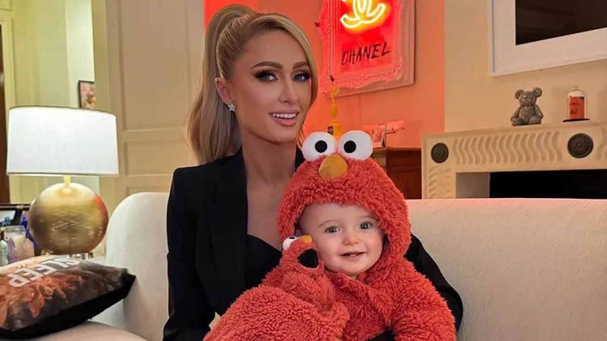 Paris Hilton ukázala svého roztomilého a usměvavého synka. Přesto se jako matka znovu stala terčem kritiky!
